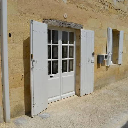 Logis Des Jurats Πανσιόν 3*